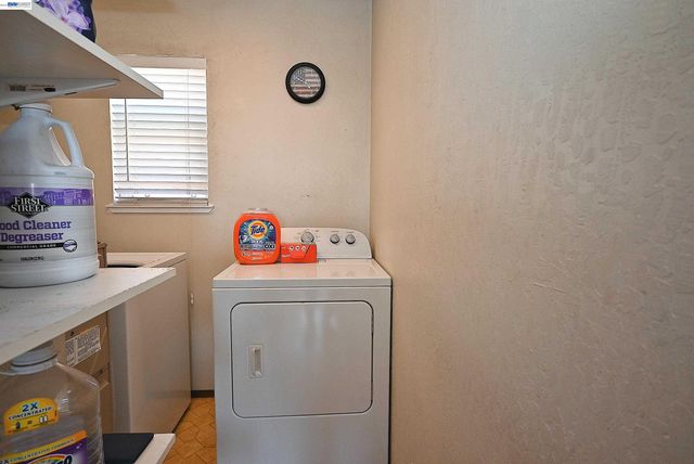 2082 Placer Drive, Castro Valley, CA 94578