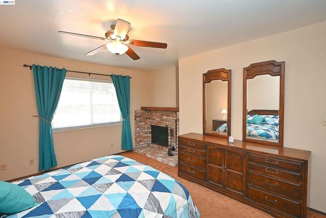 2082 Placer Drive, Castro Valley, CA 94578