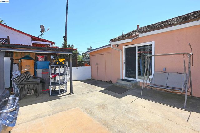 2082 Placer Drive, Castro Valley, CA 94578