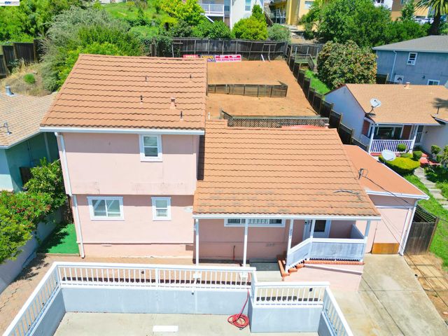2082 Placer Drive, Castro Valley, CA 94578