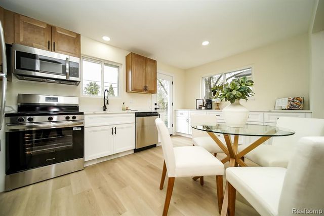 12253 Wheaton Drive, Sterling Heights, MI 48313