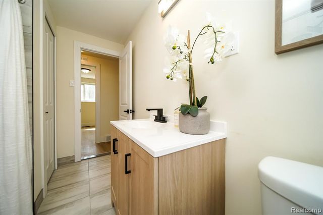 12253 Wheaton Drive, Sterling Heights, MI 48313