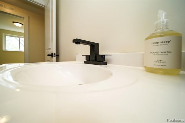 12253 Wheaton Drive, Sterling Heights, MI 48313