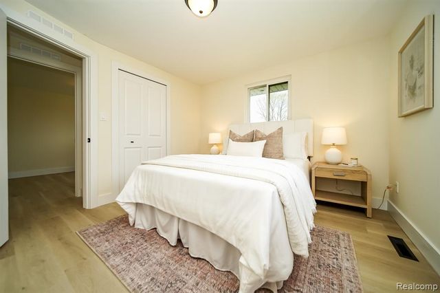 12253 Wheaton Drive, Sterling Heights, MI 48313