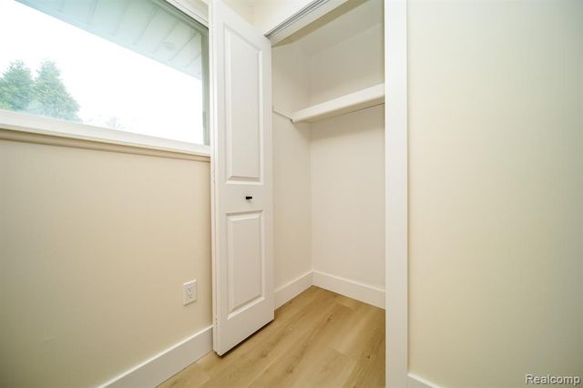 12253 Wheaton Drive, Sterling Heights, MI 48313