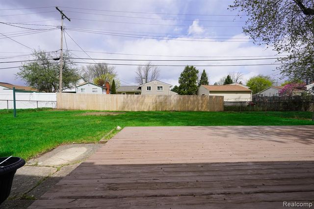 12253 Wheaton Drive, Sterling Heights, MI 48313