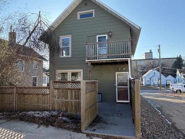 16 7th Avenue NE, Rochester, MN 55906