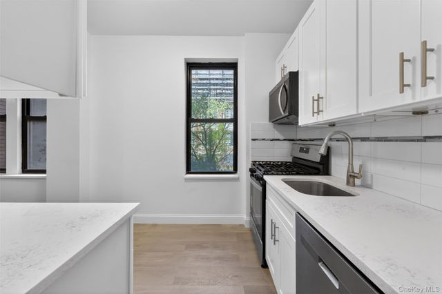 41-41 41st Street 3J, Sunnyside, NY 11104