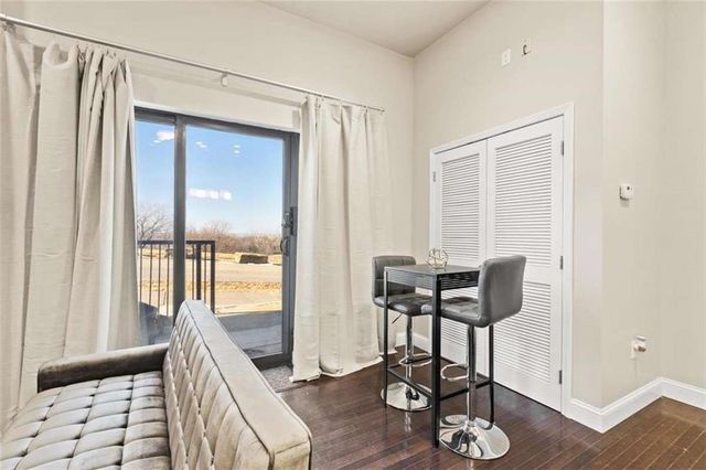 2940 Baltimore Avenue 1001, Kansas City, MO 64108