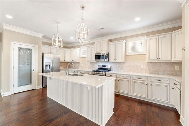 2443 Barrett Preserve Court SW, Marietta, GA 30064