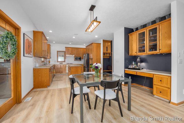 12189 White Pine Drive, Allendale, MI 49401