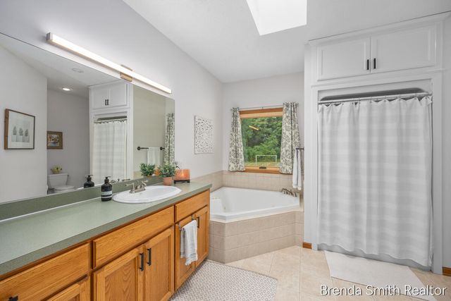 12189 White Pine Drive, Allendale, MI 49401