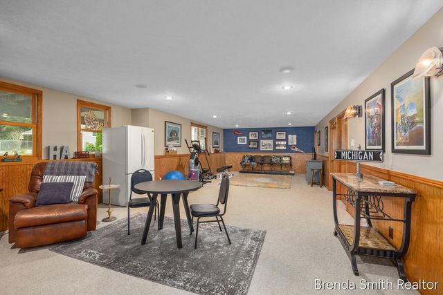 12189 White Pine Drive, Allendale, MI 49401