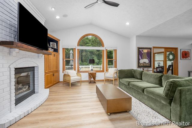 12189 White Pine Drive, Allendale, MI 49401