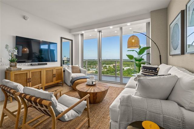 16385 Biscayne Blvd 2406, North Miami Beach, FL 33160