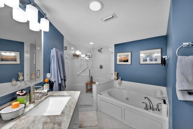 2880 NE 14th St Causeway 413, Pompano Beach, FL 33062