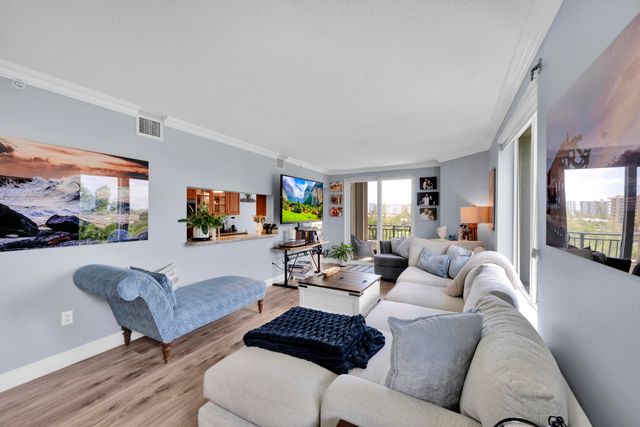 2880 NE 14th St Causeway 413, Pompano Beach, FL 33062