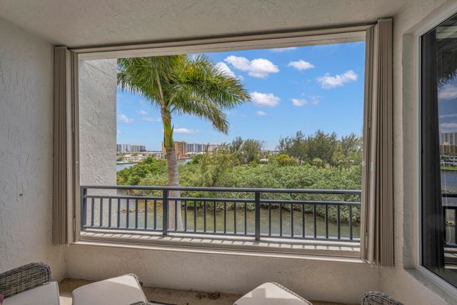 2880 NE 14th St Causeway 413, Pompano Beach, FL 33062