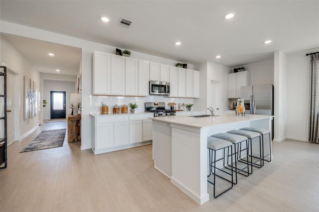 260 Orchard Cove, Snook, TX 77879