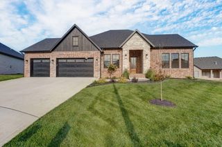 5087 East Ferdinand Court, Springfield, MO 65802