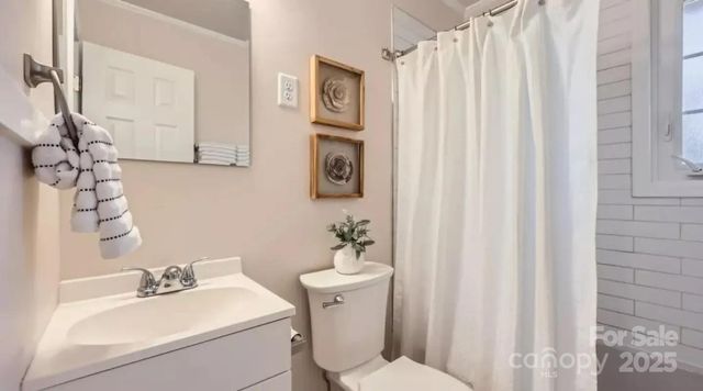 3210 Marlborough Road, Charlotte, NC 28208