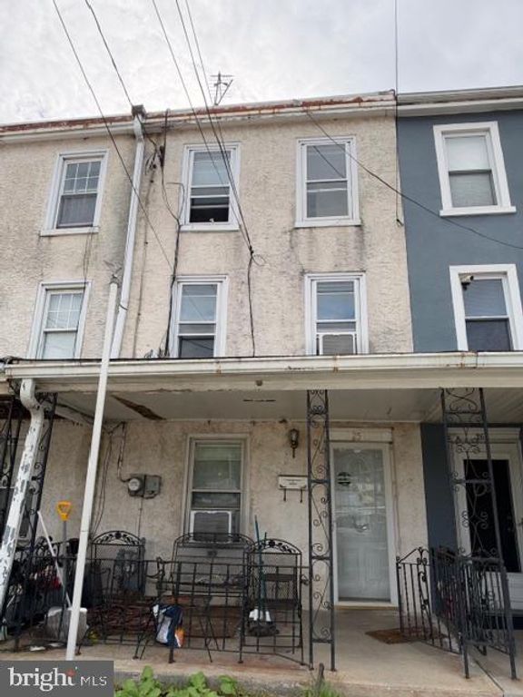 25 ROSS ST, PLYMOUTH MEETING, PA 19462 — exterior