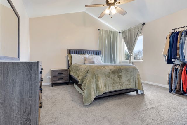 7 Elizabeth Court, Lake In The Hills, IL 60156