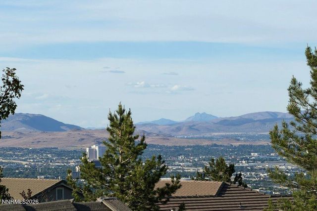 583 Echo Ridge Court, Reno, NV 89511
