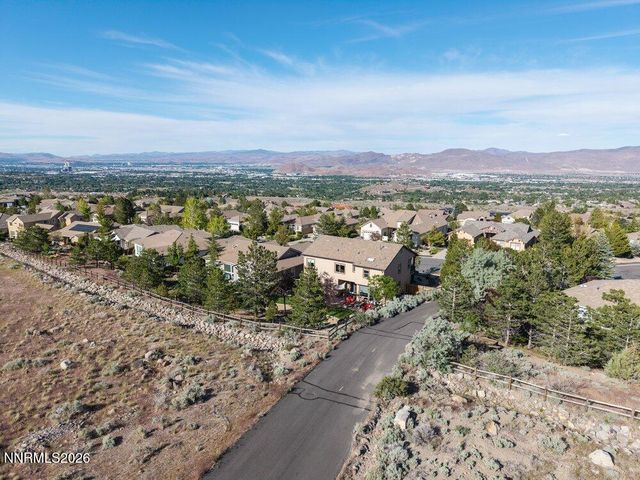 583 Echo Ridge Court, Reno, NV 89511