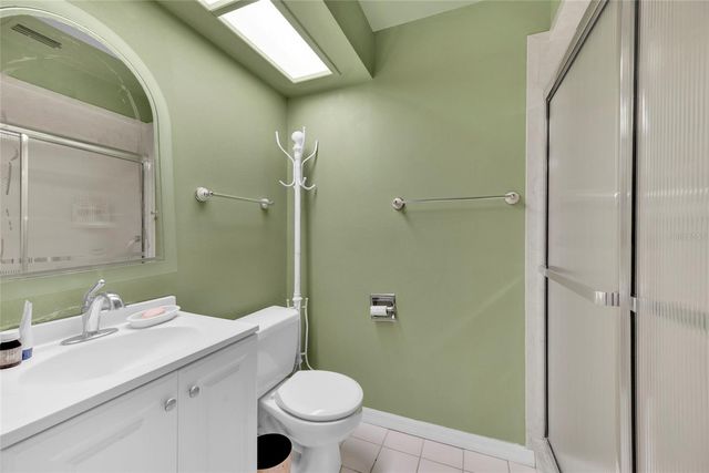1617 KILWINNING COURT, Palm Harbor, FL 34684