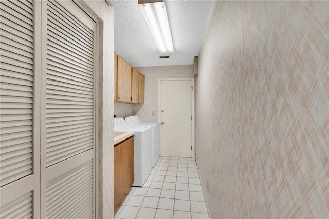 1617 KILWINNING COURT, Palm Harbor, FL 34684