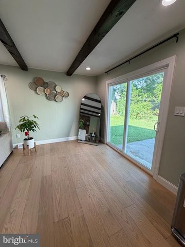 320 LOWELL AVE, Mount Ephraim, NJ 08059