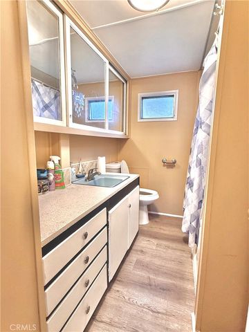 160 S Eucalyptus 60, Rialto, CA 92376