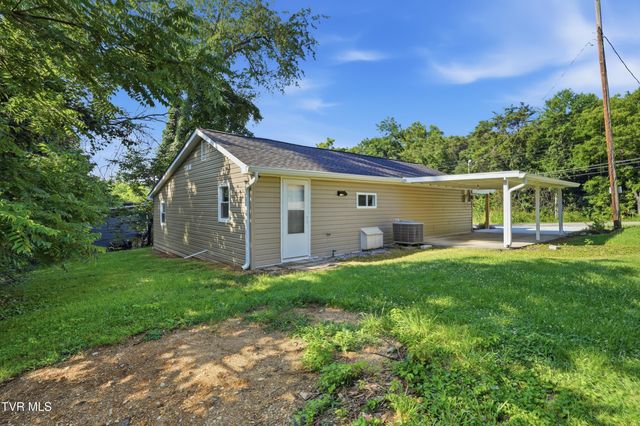 381 Elizabethton Highway, Bluff City, TN 37618