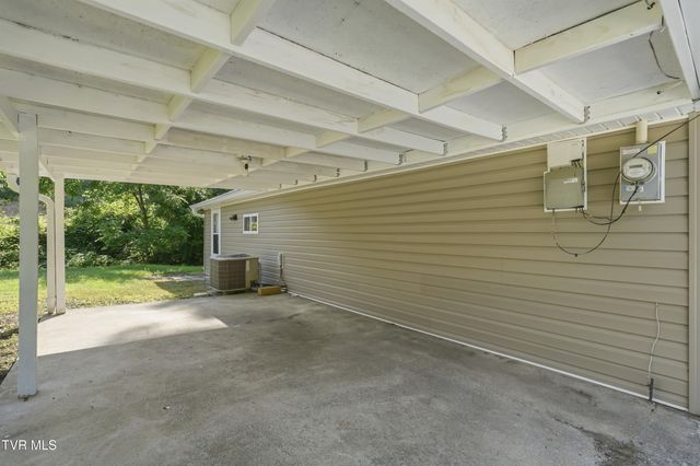 381 Elizabethton Highway, Bluff City, TN 37618