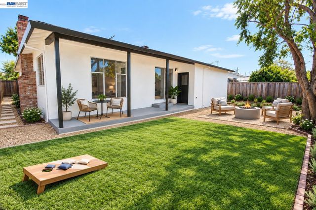 24675 Townsend Ave, Hayward, CA 94544