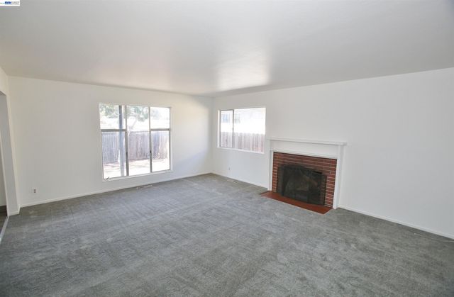 24675 Townsend Ave, Hayward, CA 94544