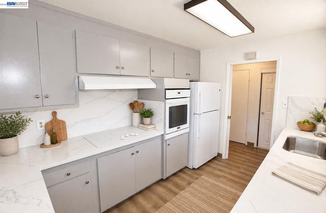 24675 Townsend Ave, Hayward, CA 94544
