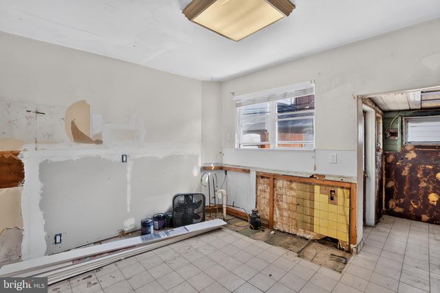 1014 TREE ST, Philadelphia, PA 19148