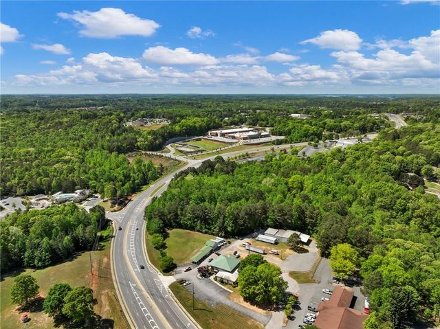 3022 Waterford Drive, Gainesville, GA 30504