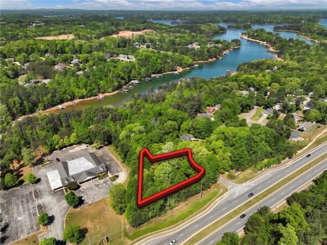 3022 Waterford Drive, Gainesville, GA 30504