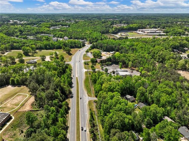 3022 Waterford Drive, Gainesville, GA 30504