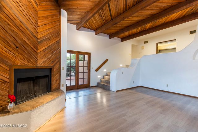5066 N Placita Cholula, Tucson, AZ 85718