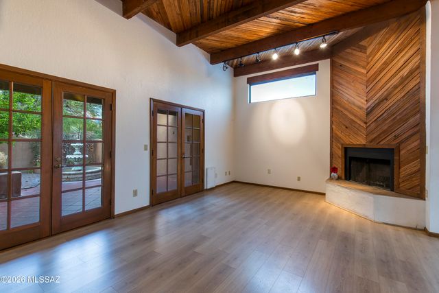 5066 N Placita Cholula, Tucson, AZ 85718