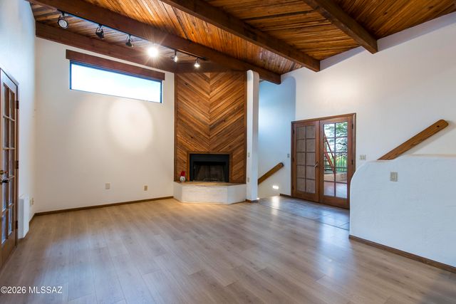 5066 N Placita Cholula, Tucson, AZ 85718