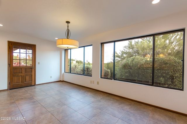 5066 N Placita Cholula, Tucson, AZ 85718