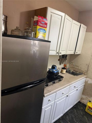 3101 NW 99th St, Miami, FL 33147
