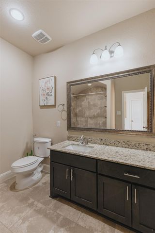 411 Via Regatta Drive, Webster, TX 77598