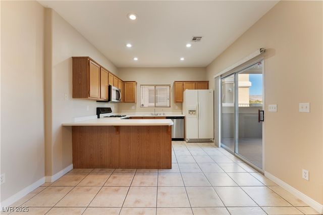 3215 Mystic Ridge Court, Las Vegas, NV 89129