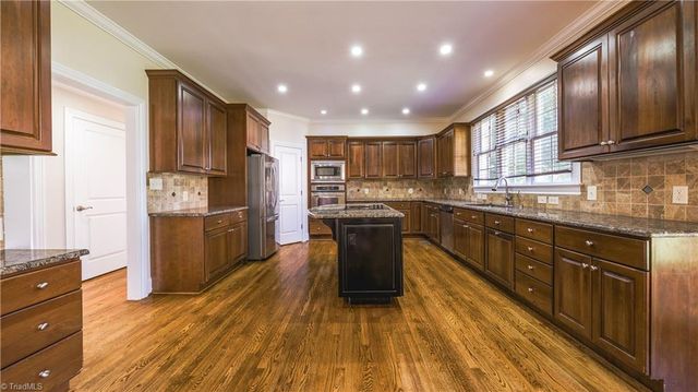 2325 Faircloth Way, High Point, NC 27265